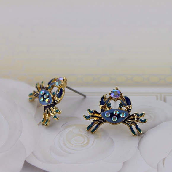 🌷3 for $20! Betsey Johnson Crab Stud Earrings - Picture 4 of 5